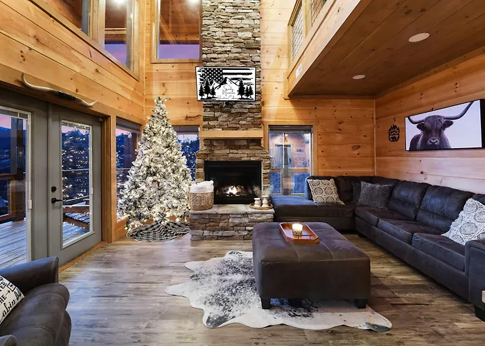 Big Bear Shack - Handicap Accessible & Dog Friendly Gatlinburg